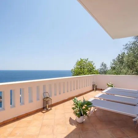 Holiday home Durante Di Casa Camilla Journey