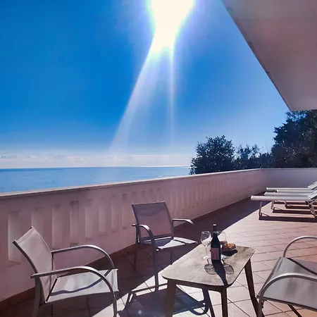 Holiday home Durante Di Casa Camilla Journey